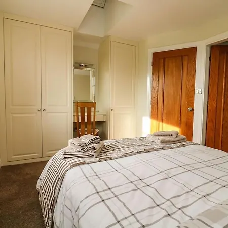 Decca Is Cheerful One Bedroom Feriehus